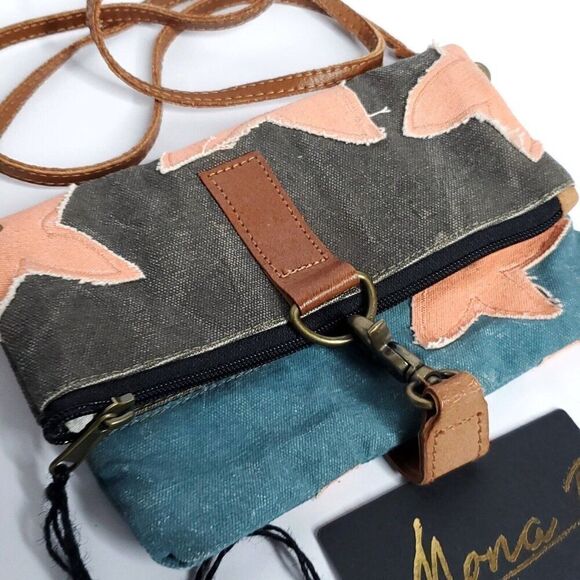 Mona B Canvas Crossbody Purse Starfish Stars Fold Over Black Peach Blue - Picture 1 of 4